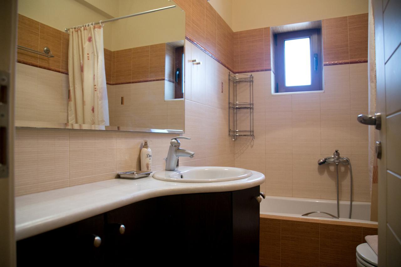 Sophia Limeni View Hotel Areopoli Ngoại thất bức ảnh