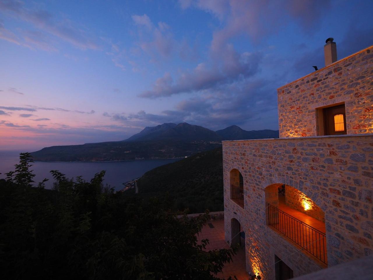 Sophia Limeni View Hotel Areopoli Ngoại thất bức ảnh