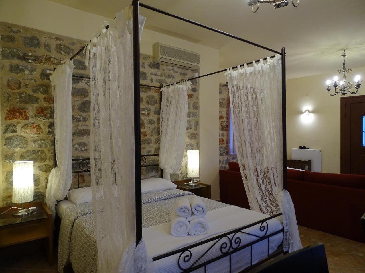 Sophia Limeni View Hotel Areopoli Ngoại thất bức ảnh
