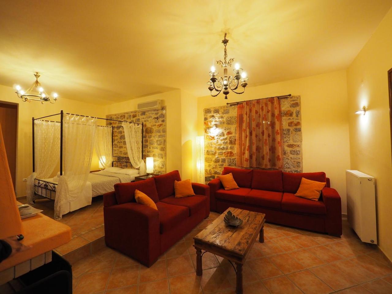 Sophia Limeni View Hotel Areopoli Ngoại thất bức ảnh